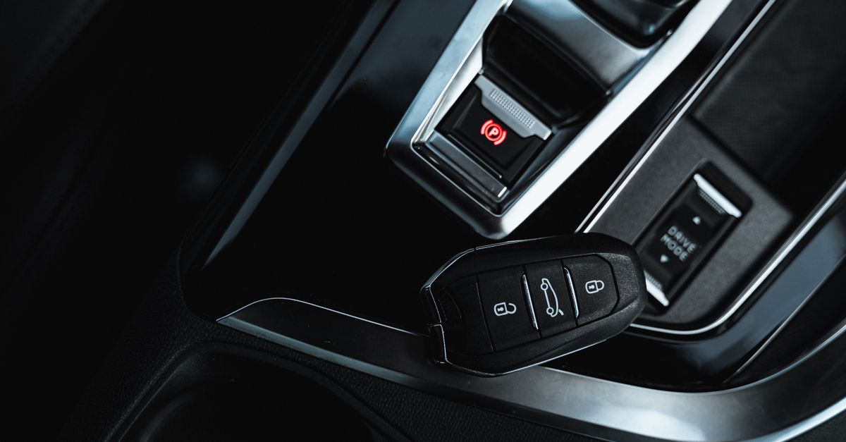 Honda car key fob — Bedford Ave Locksmith