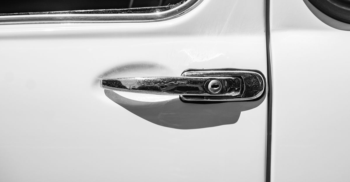 Auto Locksmith service — Bedford Ave Locksmith